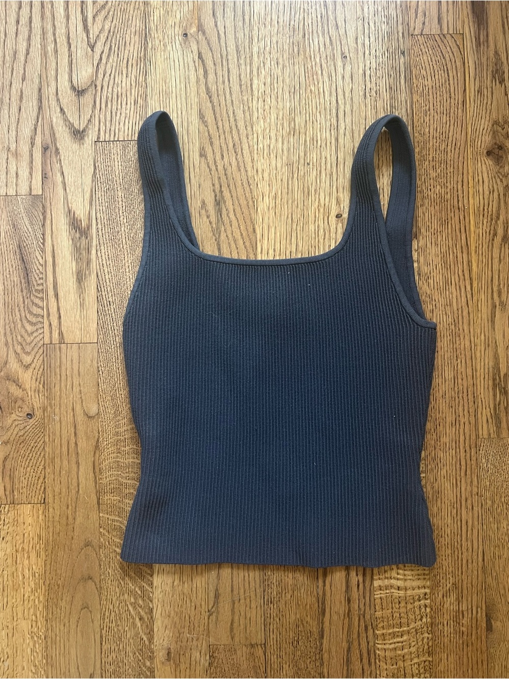 Aritizia Babaton Charcoal/Blue Ribbed Square-Neck Tank
